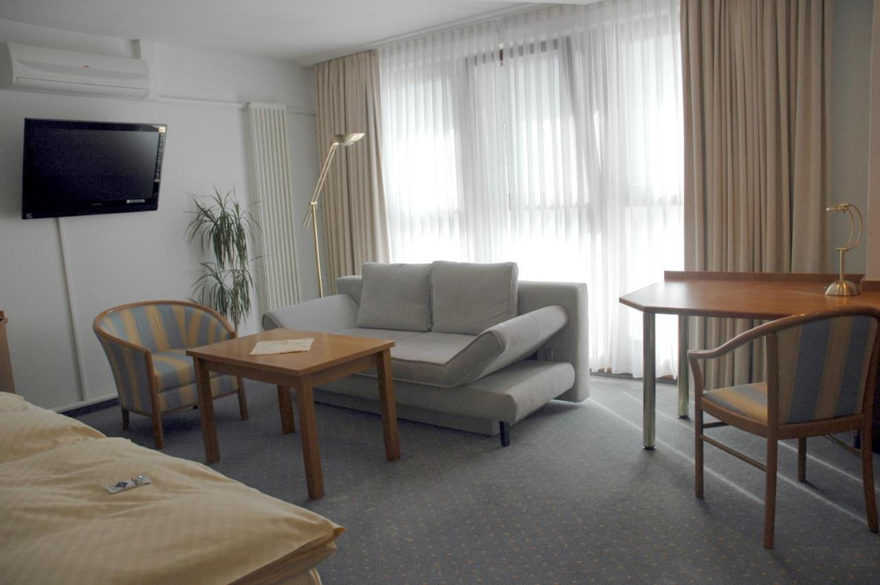 Parkhotel Goldlinde 보덴웨르데르 외부 사진